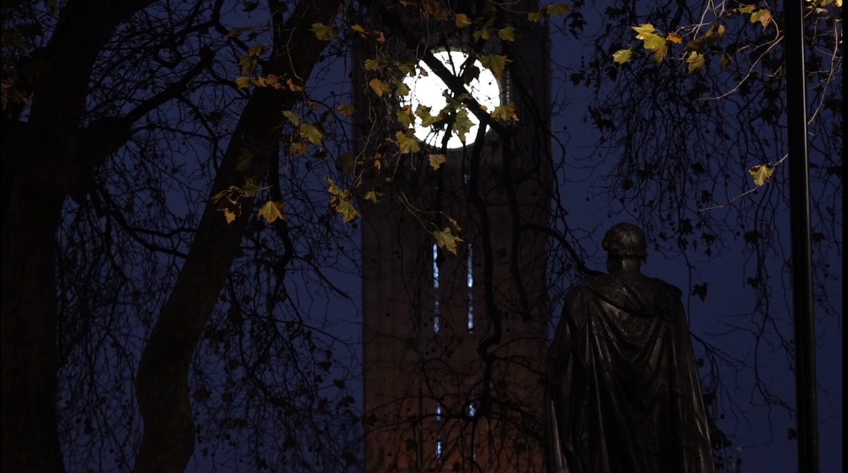 Bell, Silence, London